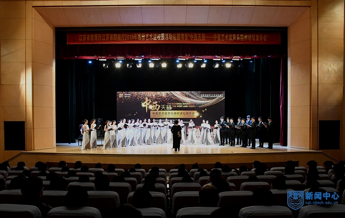 nEO_IMG_QCD_2561.jpg nEO_IMG_QCD_2561.jpg