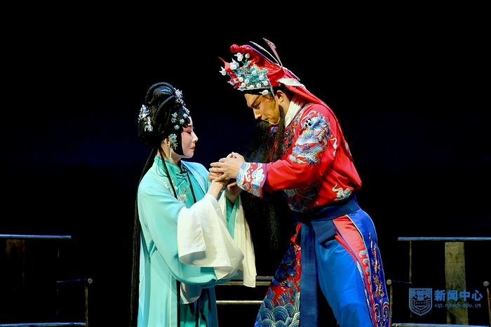 nEO_IMG_QCD_5271.jpg nEO_IMG_QCD_5271.jpg