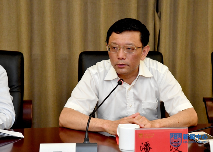 3省委教育工委副書記、省教育廳黨組成員潘漫講話.JPG 3省委教育工委副書記、省教育廳黨組成員潘漫講話.JPG