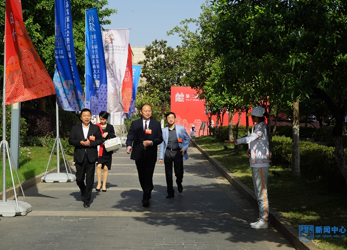 DSC05262.jpg DSC05262.jpg