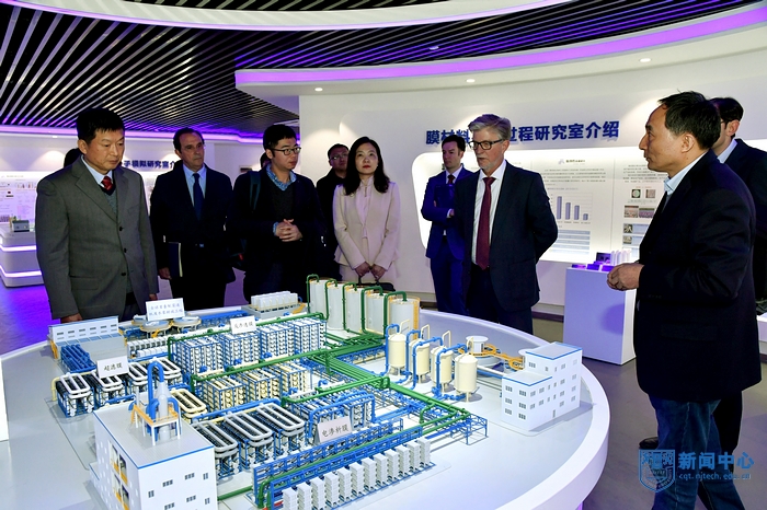 nEO_IMG_QCD_1133.jpg nEO_IMG_QCD_1133.jpg