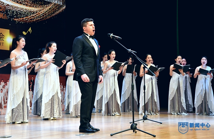 nEO_IMG_QCD_2750.jpg nEO_IMG_QCD_2750.jpg