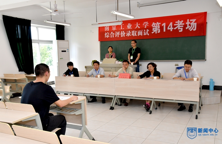 nEO_IMG_QCD_7849.jpg nEO_IMG_QCD_7849.jpg