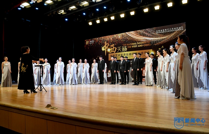 nEO_IMG_QCD_2663.jpg nEO_IMG_QCD_2663.jpg