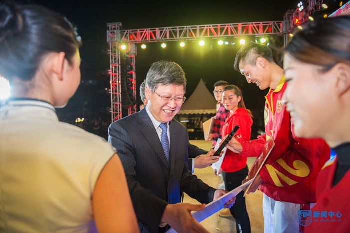 5。2017年度校“十佳運動員”頒獎典禮13.jpg 5。2017年度校“十佳運動員”頒獎典禮13.jpg