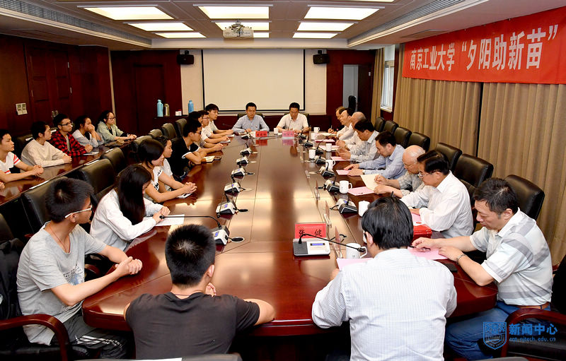 nEO_IMG_QCD_4120.jpg